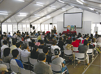 ���ŋ��u�}���O�[�X���̂�����v��M�S�ɕ�������҂���