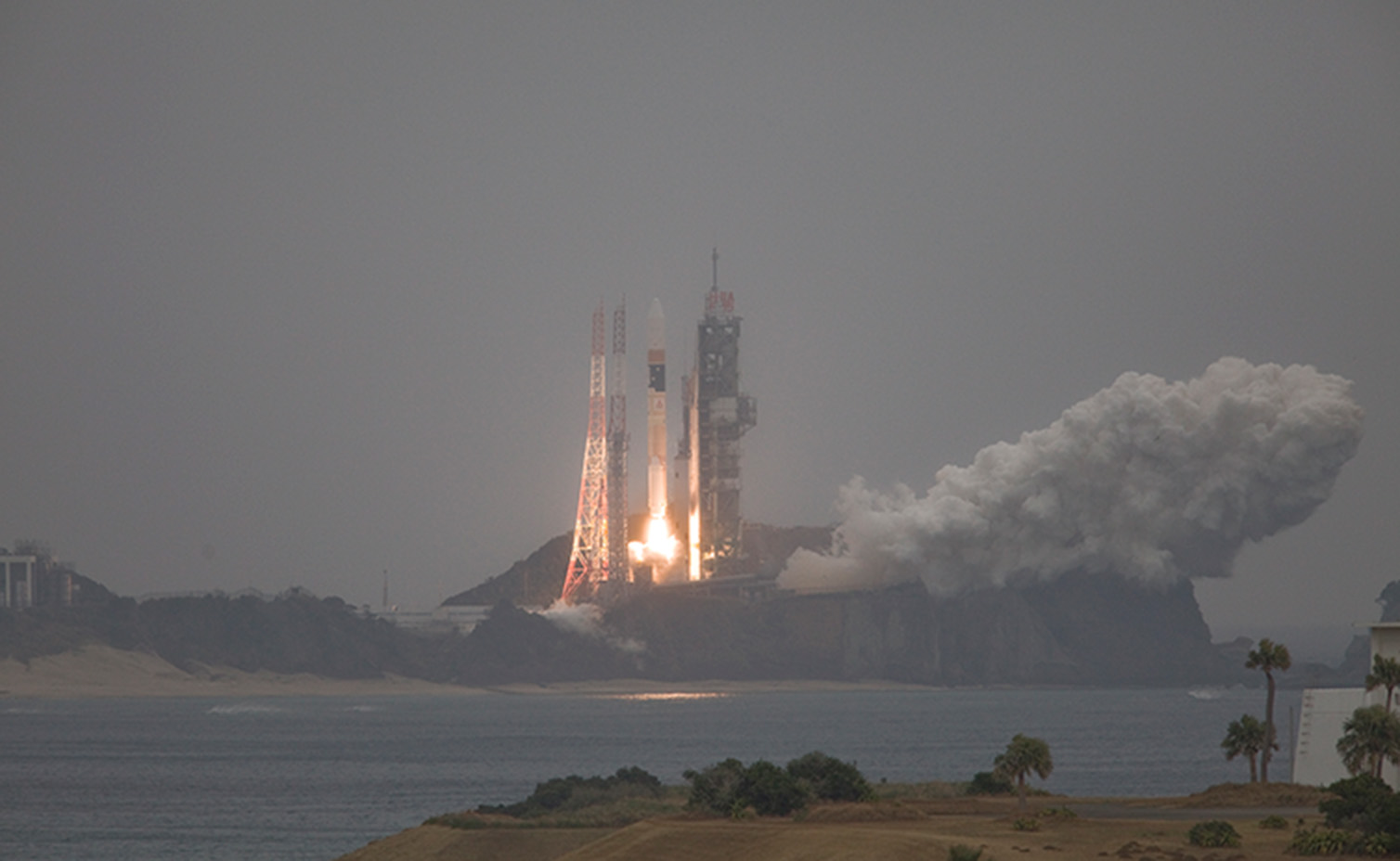 温室効果ガス観測技術衛星GOSAT（愛称いぶき）打ち上げ成功（1月）