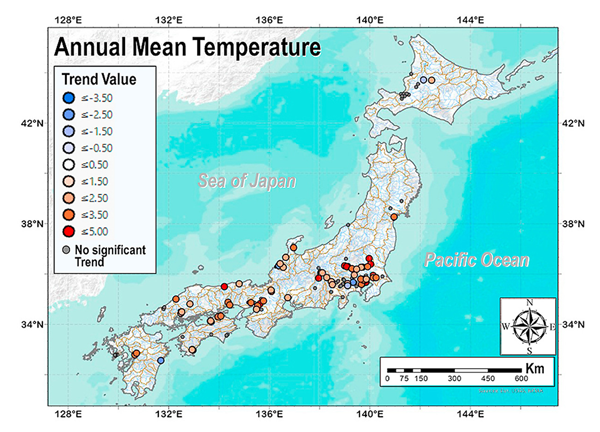 淡水域の年平均水温の時空間変化