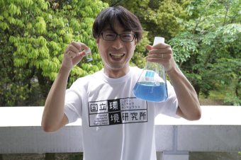 100人で海水酸性化実験のイメージ画像