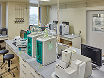 Waste Sample Instrumental Analysis Room(Photo)