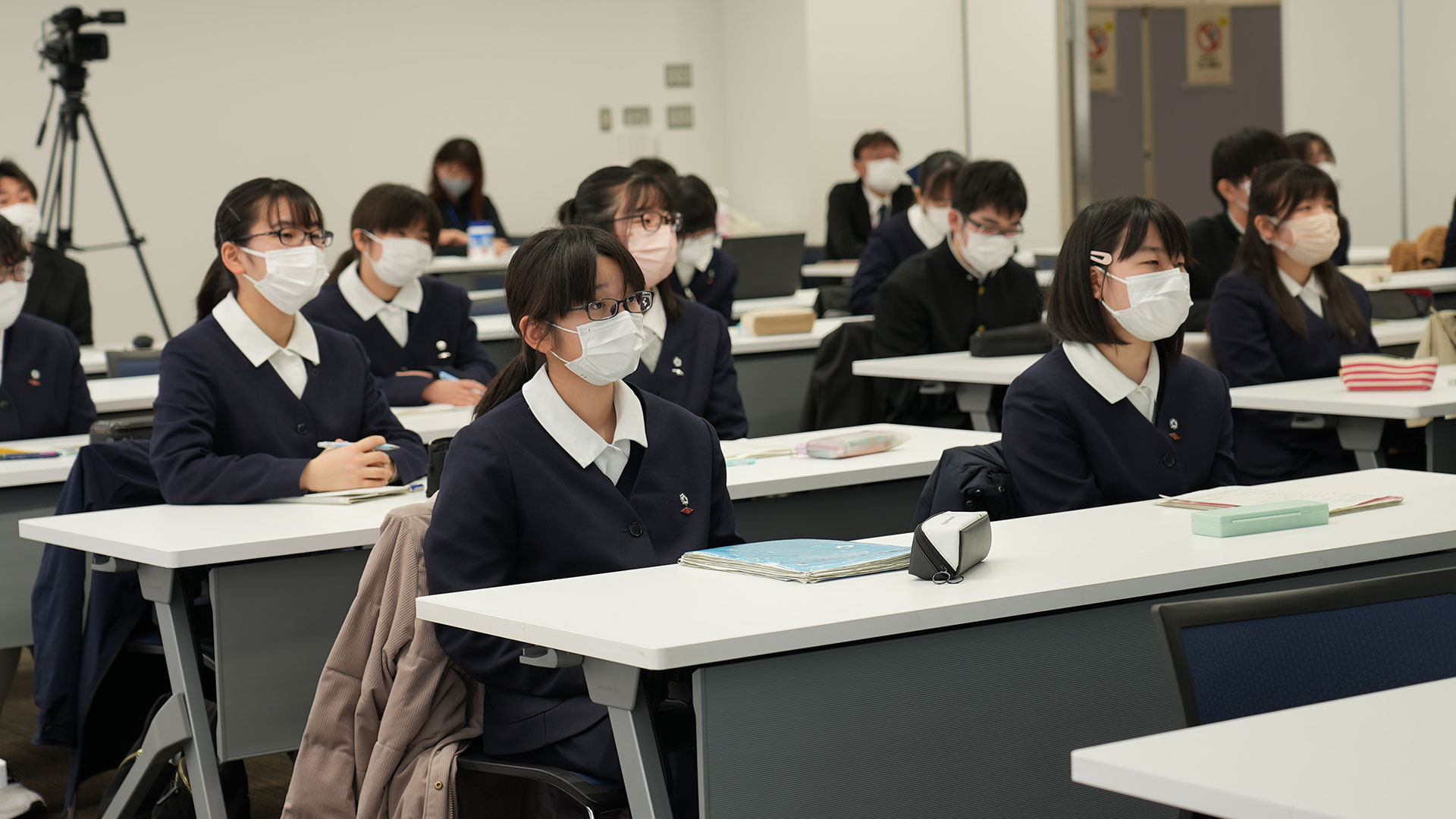 令和３年度３月の活動報告会の会場の様子の写真