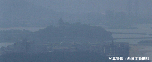 2009年5月8日、佐賀県では唐津市などで光化学スモッグ注意報が発令された際の写真