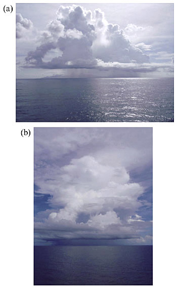 写真４　太平洋赤道付近の雨雲　a：南緯3度，b：南緯6度（貨物船「トランスフューチャー５」にて撮影）