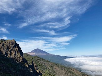 スペイン最高峰のテイデ山の写真