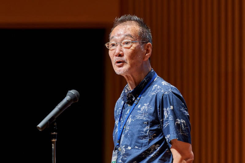 開会挨拶をする木本理事長の写真