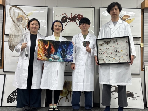 昆虫博士も参戦！蟲神器バトル大会の写真