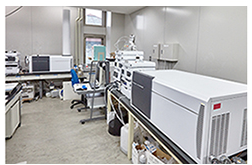 化学物質測定のための実験室の写真