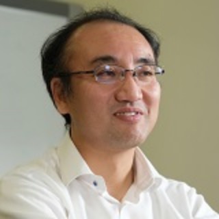写真:山本裕史教授