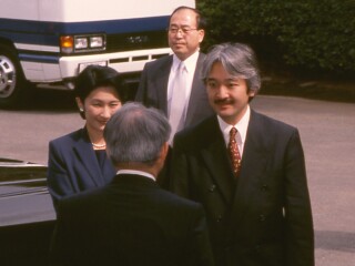 䒅
